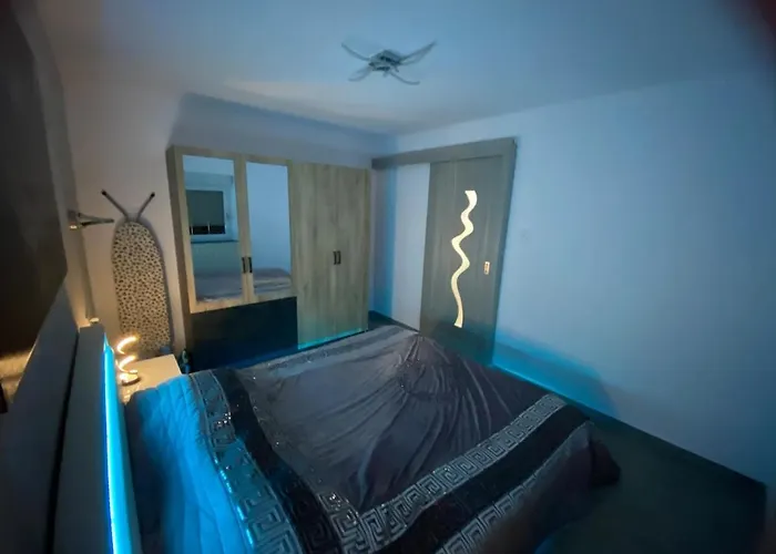 Au Refuge De David Et Leah Ferienhaus *